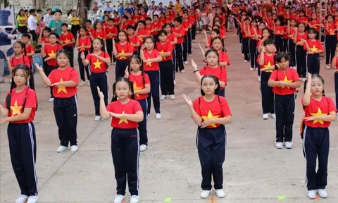 Ngày hội 'Thiếu nhi Việt Nam - Học tập tốt, rèn luyện chăm'