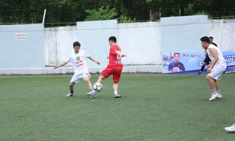 Sôi nổi Giải bóng đá nam thanh niên công nhân