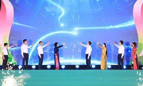 Hơn 60 gian hàng nông sản tiêu biểu phục vụ người dân và du khách tại Thành cổ Sơn Tây