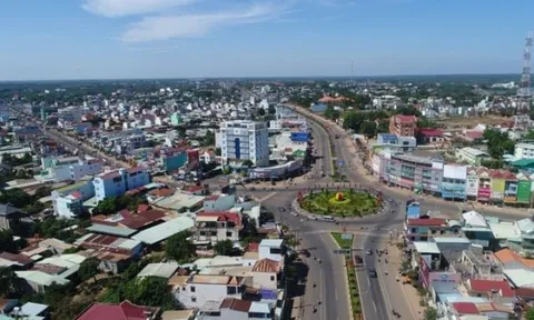 Cử tri Bình Phước ủng hộ mở rộng địa giới hành chính 2 thị xã