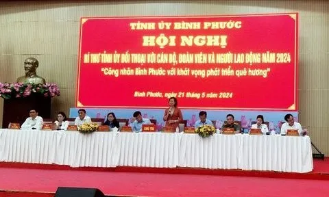 Bình Phước: Bí thư Tỉnh ủy đối thoại với cán bộ, đoàn viên công đoàn và công nhân lao động