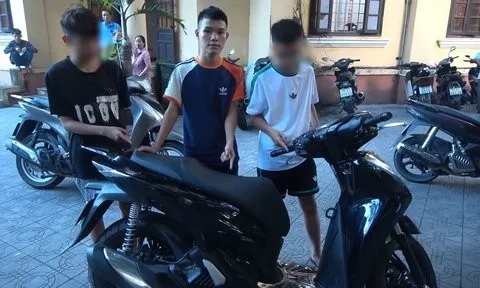 Huế: Phá cổng vào nhà lấy trộm xe SH, 3 thanh thiếu niên “sa lưới”