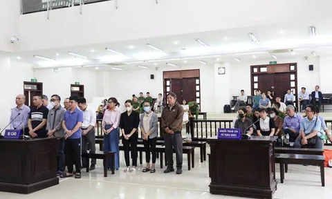 Cựu Bộ trưởng Bộ Y tế Nguyễn Thanh Long được giảm nhẹ hình phạt