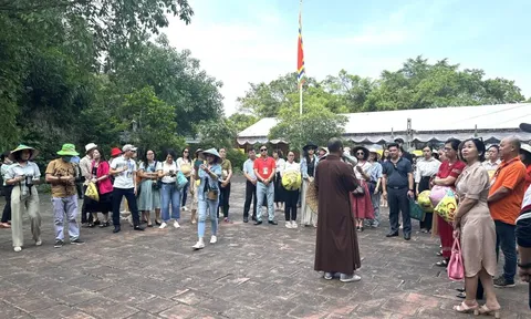 Không tùy tiện tăng giá, ép khách, gây ảnh hưởng xấu đến ngành du lịch