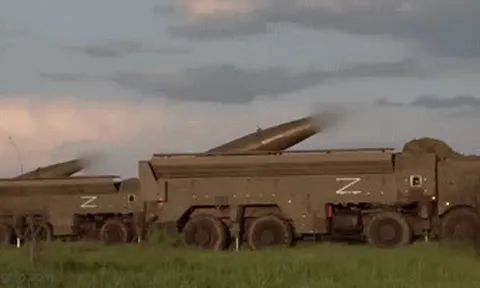 Ukraine kháng cự mạnh mẽ vẫn không cản được đà tiến công của Nga