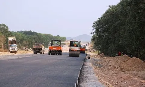 Nguy cơ chậm tiến độ tại dự án cao tốc Vạn Ninh – Cam Lộ do GPMB