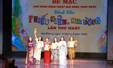 7 vở viễn đạt Huy chương Vàng, Bạc tại Liên hoan sân khấu dành cho thiếu niên, nhi đồng