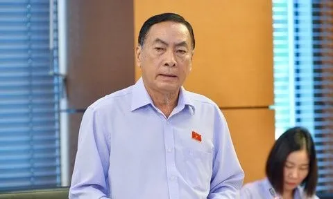 Càng đấu thầu giá vàng càng tăng, cần sớm bỏ độc quyền vàng miếng