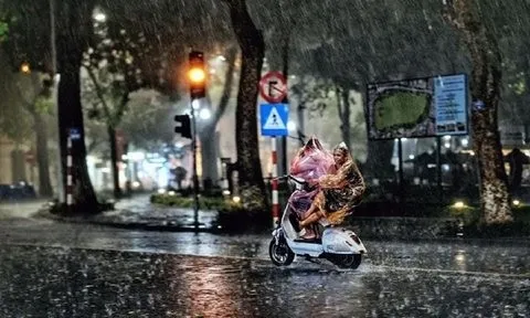 Dự báo thời tiết ngày 23/5/2024: Ngày vẫn nắng, chiều tối khả năng cao mưa