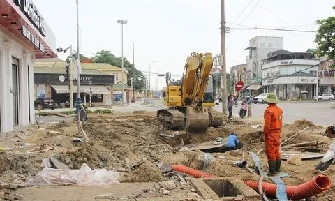 Đẩy nhanh tiến độ thi công dự án vỉa hè trăm tỷ giữa trung tâm Tp Vinh