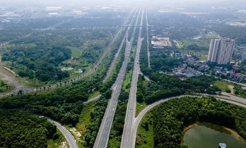 Lập Hội đồng thẩm định tiền khả thi dự án đường Hòa Lạc - Hòa Bình