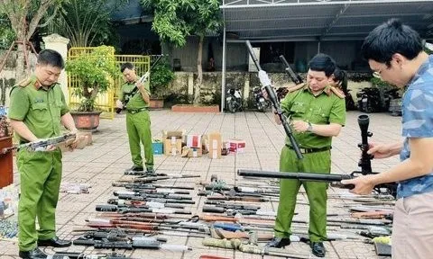Hà Tĩnh: Công an huyện Hương Sơn thu giữ lượng lớn súng đạn
