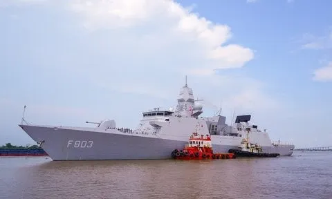 Tàu hộ tống của Hải quân Hoàng gia Hà Lan thăm Hải Phòng