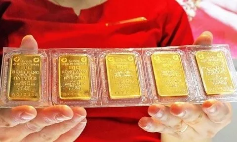 Giá vàng 27/5: Vàng trong nước đi ngang