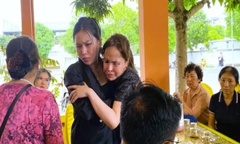 Vụ bé 5 tuổi bị bỏ quên trên ô tô: Nỗi đau xé lòng của người mẹ
