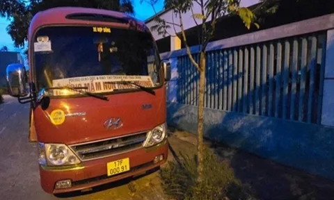 Vụ trẻ 5 tuổi tử vong trên xe ô tô: Thêm lái xe và 2 giáo viên bị khởi tố
