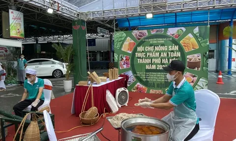 150 gian hàng tham gia hội chợ nông sản thực phẩm an toàn Hà Nội 2024