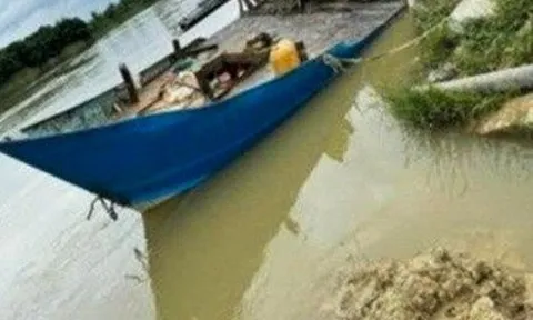 Đồng Nai: Bắt nguyên lãnh đạo xã "bảo kê" khai thác cát trái phép