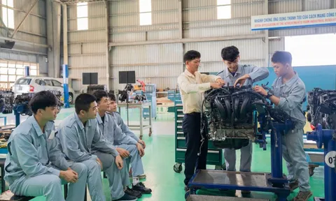 Phát triển đội ngũ nhân sự công nghiệp thế hệ mới