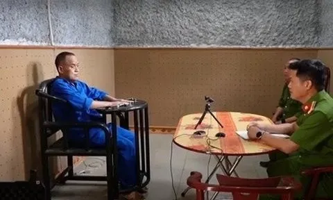 Khởi tố, tạm giam đối tượng dùng súng kíp sát hại vợ bất thành