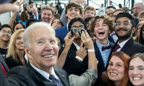 Trái với điều Ukraine hy vọng, ông Biden sẽ không đến Thụy Sĩ