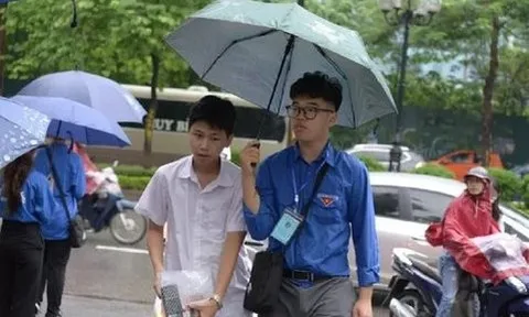 Thí sinh Hà Nội tự tin bước vào buổi thi môn Toán
