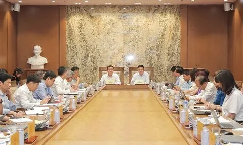 Tháng 5: Petrovietnam tiếp tục duy trì tăng trưởng khi giá dầu đảo chiều giảm mạnh