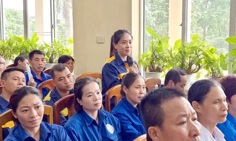 Gần 200 công đoàn viên được tư vấn về an toàn, vệ sinh lao động và bảo hiểm xã hội