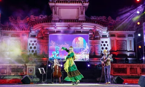 Cháy cùng Tuần lễ Festival nghệ thuật quốc tế Huế