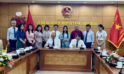 Phối hợp hỗ trợ, tư vấn pháp luật cho người Việt Nam ở nước ngoài