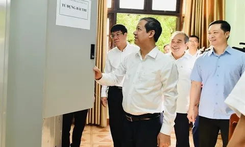 Thi tốt nghiệp THPT: Tăng cường an ninh tại các điểm thi gần nhà dân