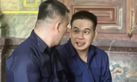 Hai thanh niên lĩnh án vì chém người sau tiệc mừng bạn ra tù