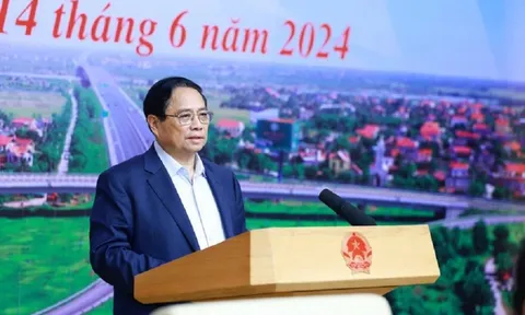 Thủ tướng Phạm Minh Chính: Thi đua hoàn thành 3.000 km đường cao tốc trước ngày 31/12/2025
