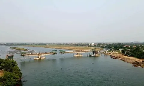Quảng Bình dốc lực cho giai đoạn "nước rút" bàn giao mặt bằng cao tốc