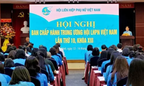 Khai mạc Hội nghị lần thứ 10 Ban Chấp hành Trung ương Hội LHPN Việt Nam khóa XIII