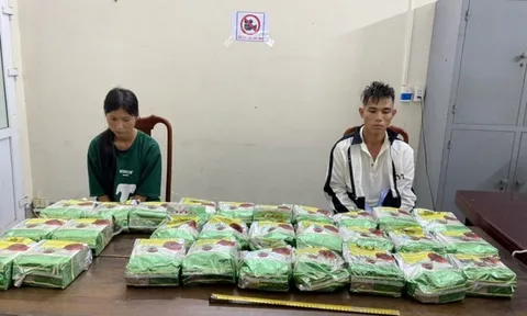 Bắt giữ 2 vợ chồng vận chuyển 30kg ma túy đá