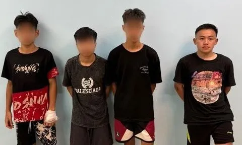 Bắt khẩn cấp đối tượng lạng lách, đánh võng trên cầu Nhật Tân