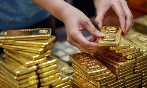 Giá vàng 17/6: Vàng SJC vẫn ổn định ở mức gần 77 triệu đồng/lượng