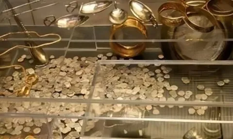 Anh nông dân hưởng “lộc trời cho”, khi nhặt được "kho báu" toàn vàng 38 tỷ