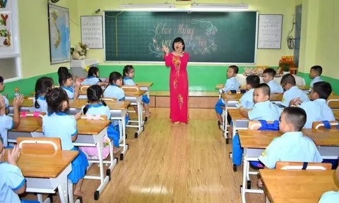 Đề xuất cho phép tuyển dụng giáo viên trình độ cao đẳng dạy cấp 1, 2