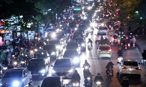 Những trường hợp không tắt đèn xe sẽ bị phạt, các tài xế nên biết