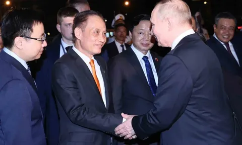Tổng thống Nga Putin kết thúc tốt đẹp chuyến thăm cấp Nhà nước tới Việt Nam