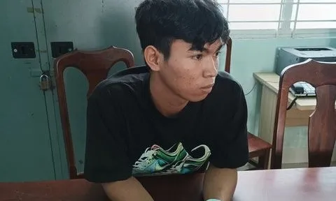 Bắt nam thanh niên đốt nhà người yêu vì bị yêu cầu chia tay