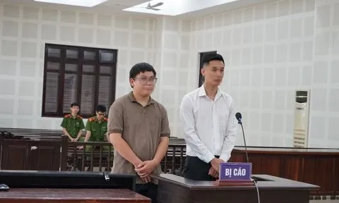 Lĩnh án vì điều khiển xe vượt ẩu
