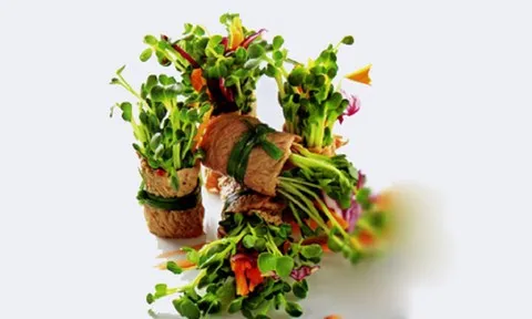 Ăn 1 nắm lá này như “vị cứu tinh” sức khỏe, mọc xanh mát um tùm như cỏ