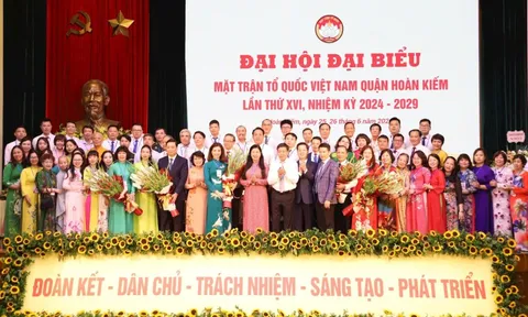 Bà Trương Thị Thanh Nhàn giữ chức danh Chủ tịch Ủy ban MTTQ Việt Nam quận Hoàn Kiếm khóa XVI