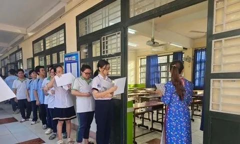 Đề thi các môn tổ hợp Khoa học xã hội có sự phân hóa rõ rệt