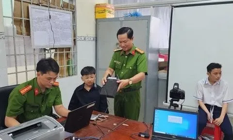 Công an Kiên Giang cấp thẻ căn cước cho công dân dưới 14 tuổi