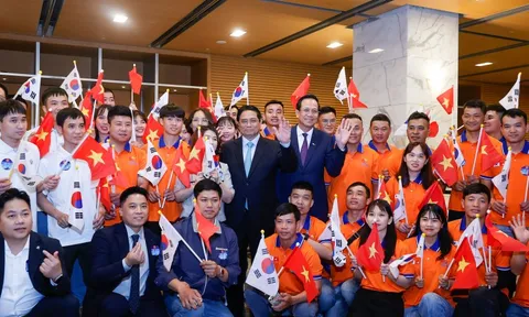 Thủ tướng: Tạo thuận lợi nhất cho người lao động, nâng tầm hợp tác lao động Việt Nam-Hàn Quốc