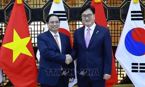 Thủ tướng Phạm Minh Chính hội kiến Chủ tịch Quốc hội Hàn Quốc Woo Won-shik